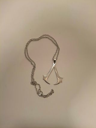 Collar Assasins Creed