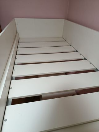 Cama alta IKEA blanca con escritorio y cajones