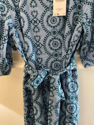 Vestido Zara bordado azul Talla M