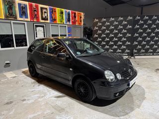 Volkswagen Polo 1.4cc Trendline 75cv 2005 3p.