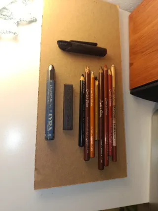 Lote dibujo (carboncillos, sanguinas, grafitos...)