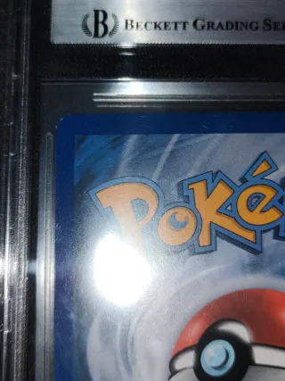 Carta Pokémon Charizard GX SM60 BGS 9 MINT ITA PSA