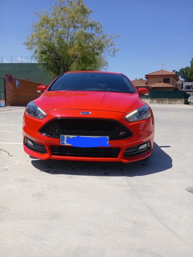 Ford Focus 2016 - foto 1
