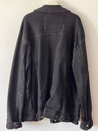 Chaqueta vaquera Zara negra