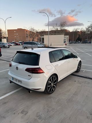 Volkswagen Golf 7 GTI Performance