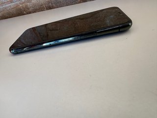 iPhone 11 Pro 64GB Negro