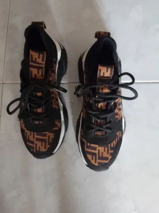 Sneakers donna Nero Marrone