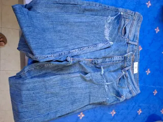 2 Pantalones vaqueros desgastados