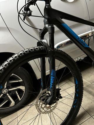 Bicicleta Montaña Cube C62 Carbono