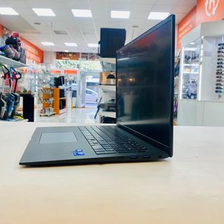 PORTATIL LG GRAM 17Z90T INTEL ULTRA 7 32GBRAM 2TB SSD EN CAJA A ESTRENAR