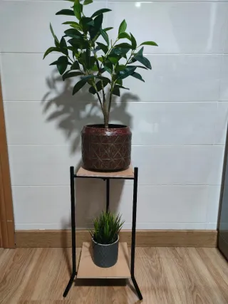 Estantería Metálica y Madera