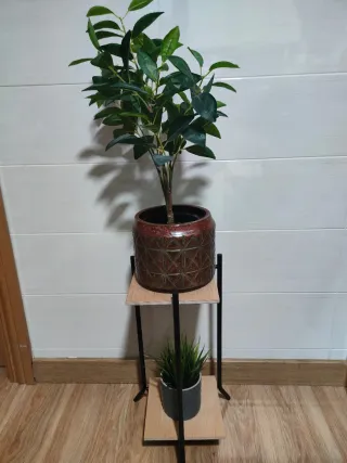 Estantería Metálica y Madera