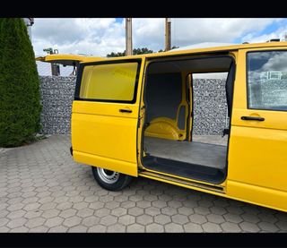 Volkswagen Transporter T5 2012