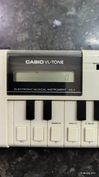 Teclado Casio VL-Tone con funda