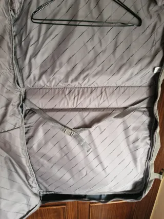 Maleta Portatrajes Faraway Gris/Marrón