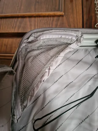 Maleta Portatrajes Faraway Gris/Marrón