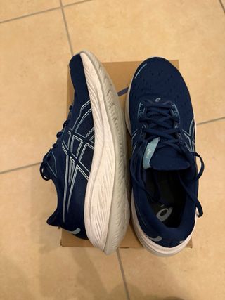 Scarpe Asics Cumulus 27 Blu/Bianco