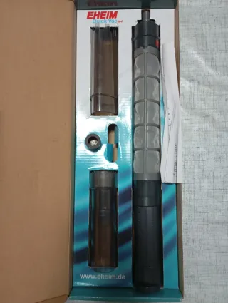 Filtro Fluval y limpiafondo