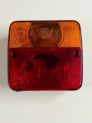 Piloto trasero remolque nuevo