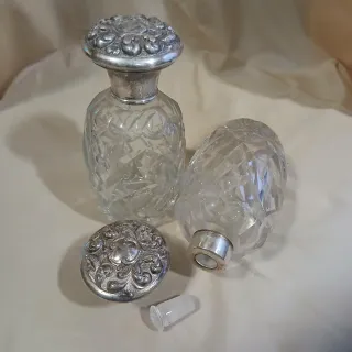 Conjunto 2 botellas perfume cristal tallado