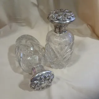 Conjunto 2 botellas perfume cristal tallado