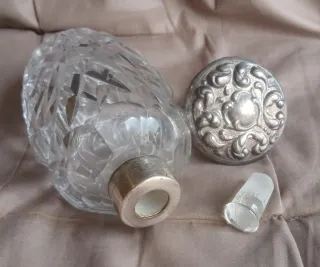 Conjunto 2 botellas perfume cristal tallado