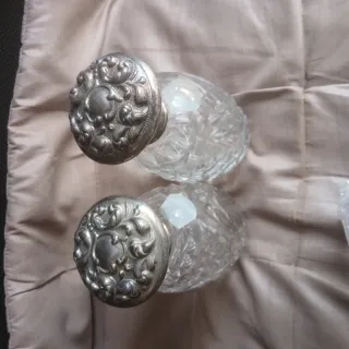 Conjunto 2 botellas perfume cristal tallado