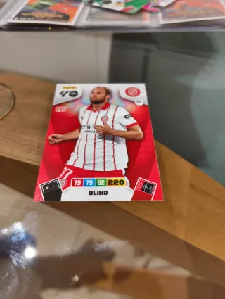 Cromo Kiko Femenía Adrenalyn XL 25-26