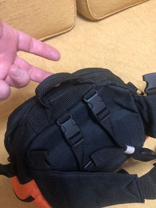 Marsupio Yosh Bag nero e arancione