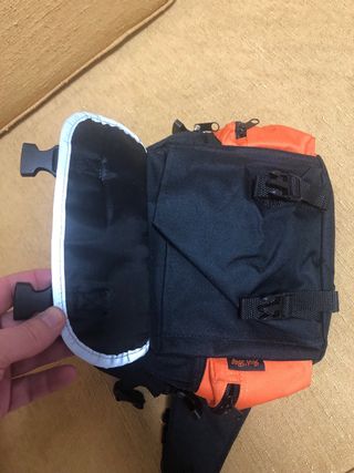 Marsupio Yosh Bag nero e arancione