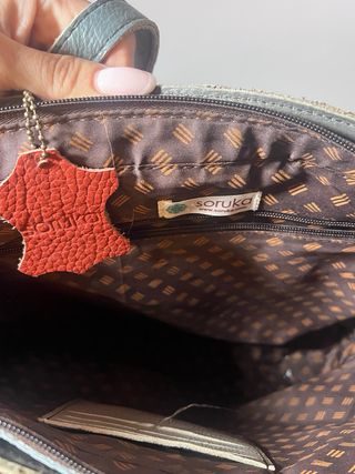 Bolso de piel con estampado cebra