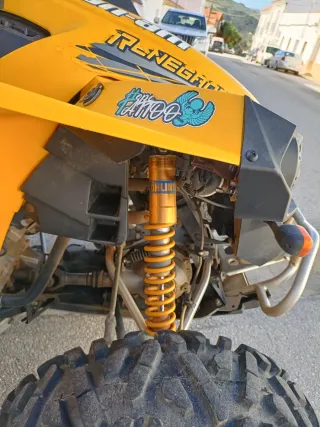 Quad Can-Am Renegade 800 Amarillo