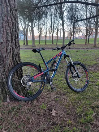 Bici Scott Voltage FR 730 27.5"