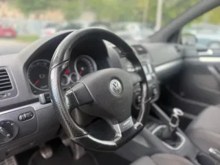 Volkswagen Golf 2006