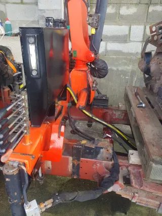 Grúa Palfinger PK 2400