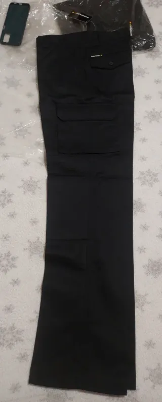 Dos Pantalónes de trabajo WORKTEAM