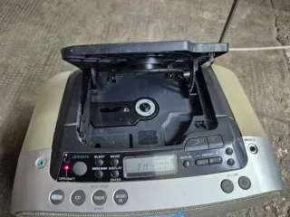 Boombox Sony ZS-PS20CP CD MP3 Radio