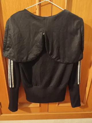 Sudadera Adidas Negra con Capucha