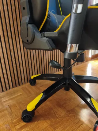 Silla Gaming Drift DR300 Negra/Amarilla