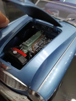 Kyosho 1/18 Austin Healey