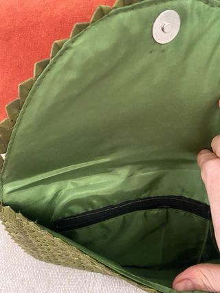 Cartera de mano rafia verde oliva