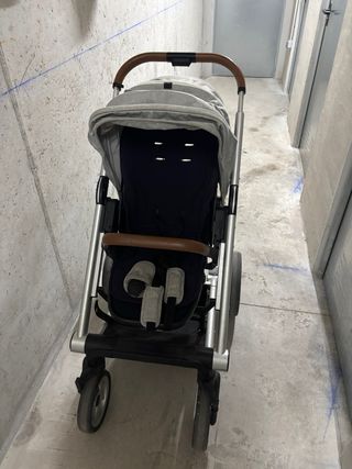 Carro de paseo Mutsy con plástico de lluvia