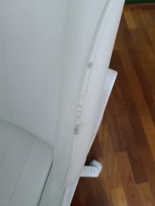 Mesa escritorio blanca a medida + silla gaming