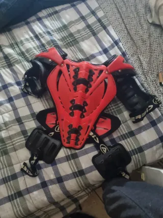 Casco Motocross Talla XS y peto a juego