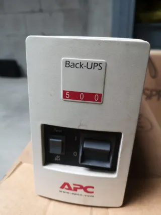 APC Back-UPS 500