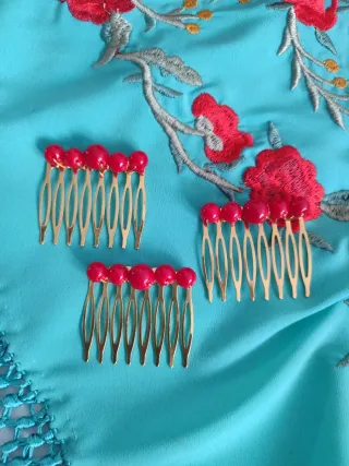 Conjunto Flamenco: y Mantoncillo Bordado