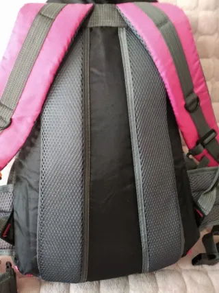 Mochila Técnica 35L Rosa y Amarilla