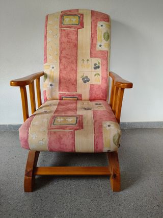 Sillón balancín madera maciza