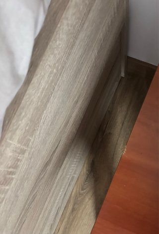 Mesita de salón de madera
