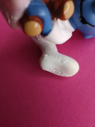 20205 Puffo bebé con orsetto peluche